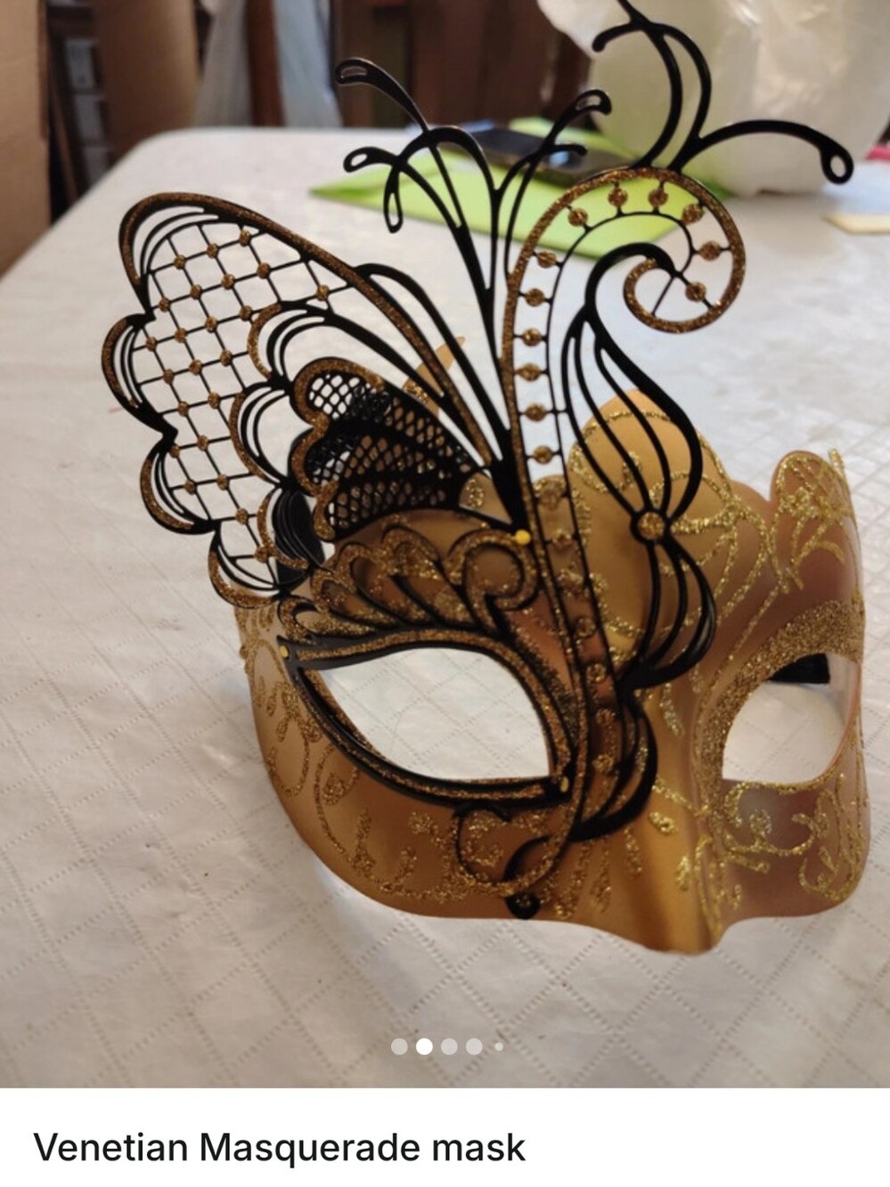 Venetian Masquerade Mask - Gold Decorative Party Mask